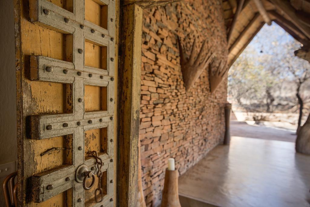Royal Madikwe Luxury Safari Lodge Ramotshere Moiloa Exterior photo