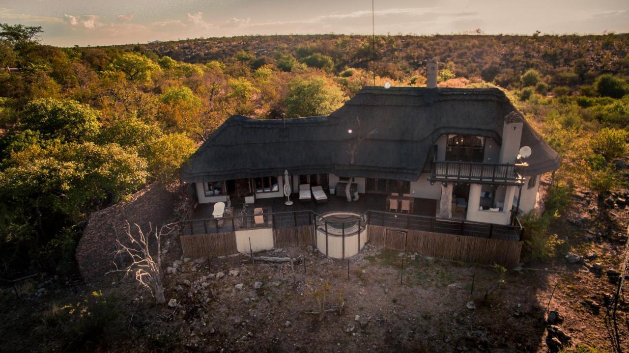 Royal Madikwe Luxury Safari Lodge Ramotshere Moiloa Exterior photo