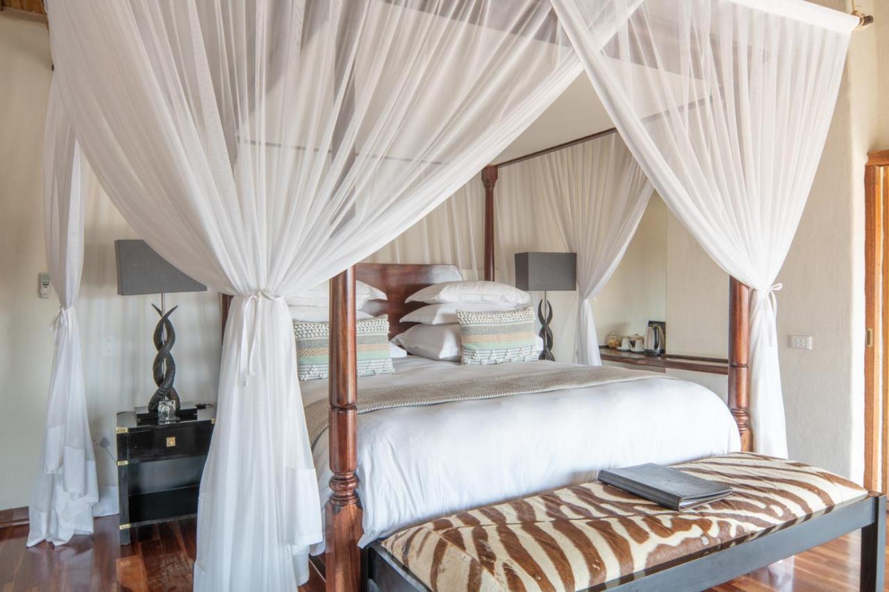 Royal Madikwe Luxury Safari Lodge Ramotshere Moiloa Exterior photo