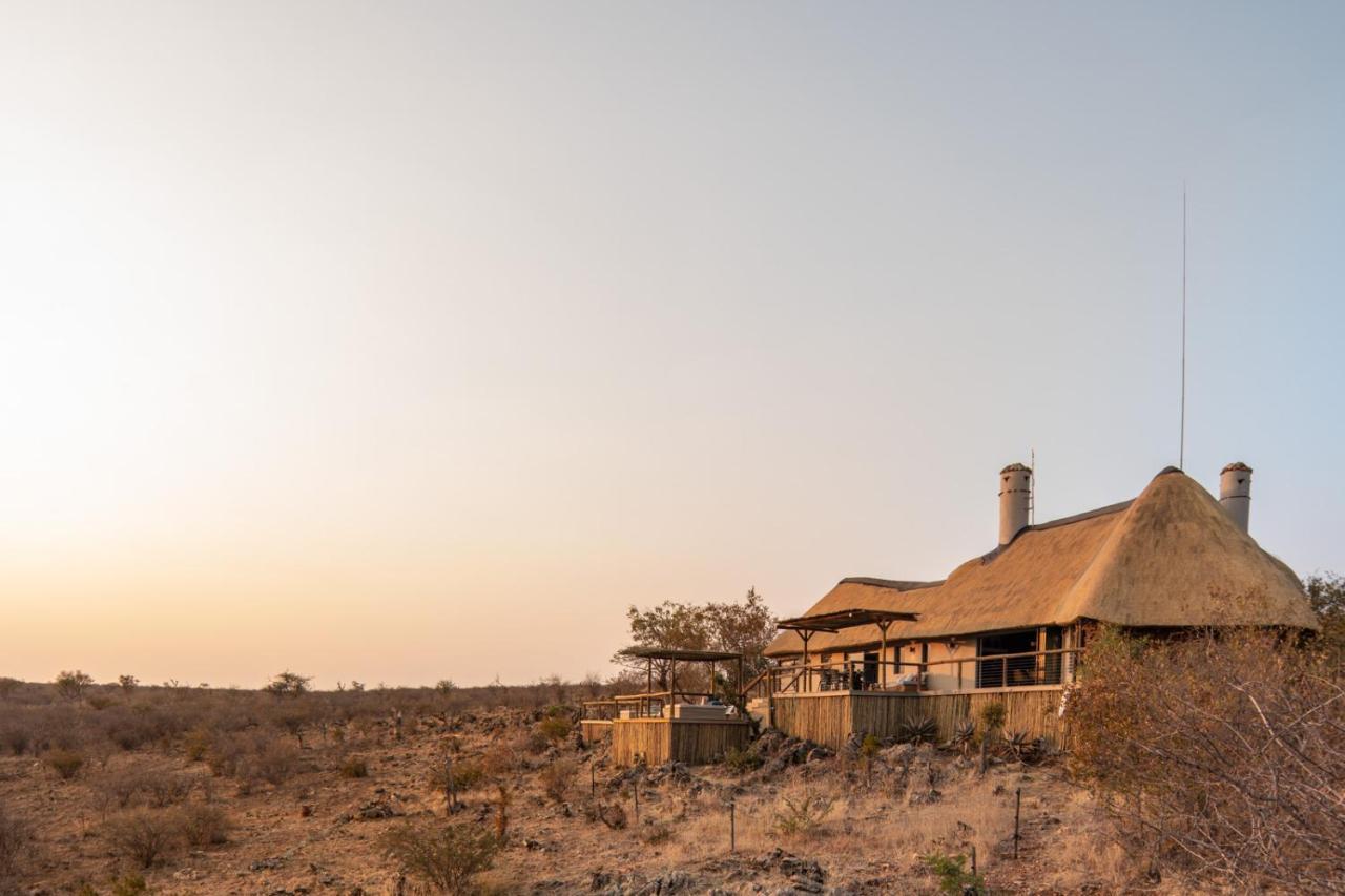 Royal Madikwe Luxury Safari Lodge Ramotshere Moiloa Exterior photo