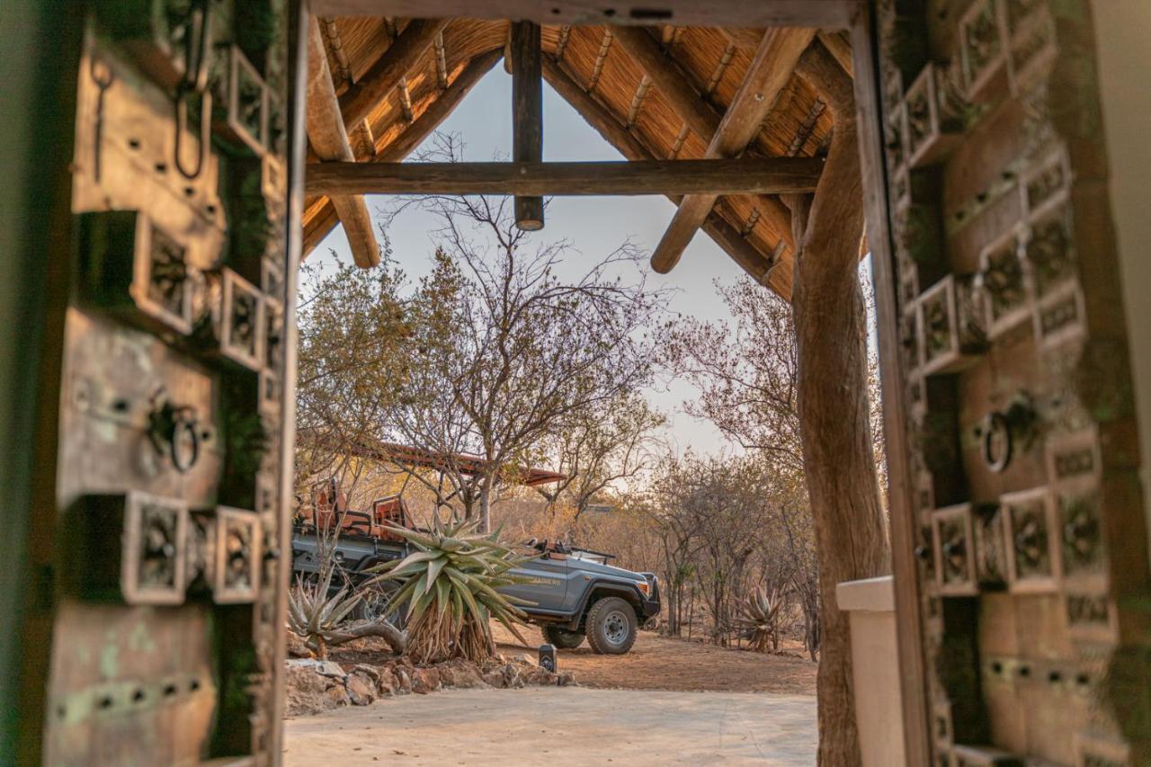 Royal Madikwe Luxury Safari Lodge Ramotshere Moiloa Exterior photo