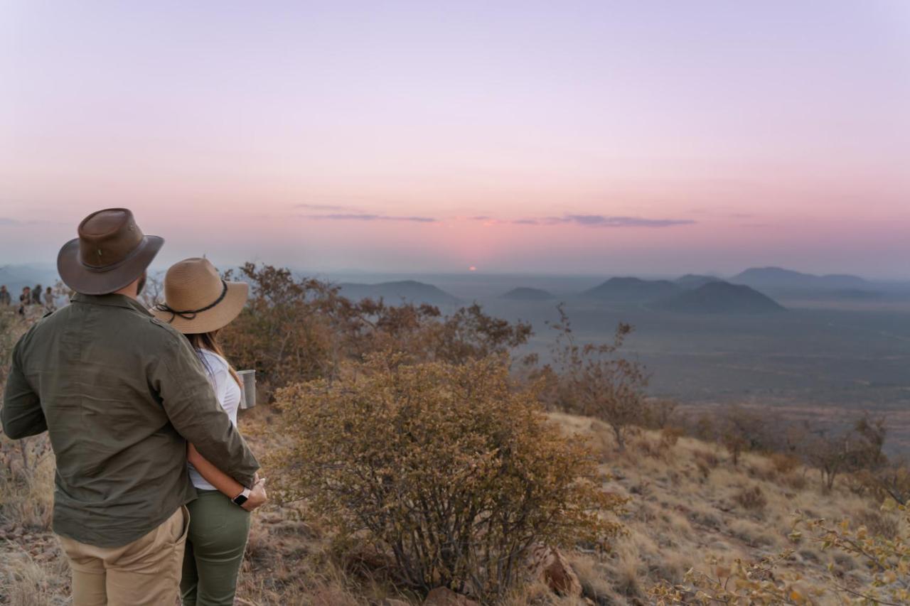 Royal Madikwe Luxury Safari Lodge Ramotshere Moiloa Exterior photo