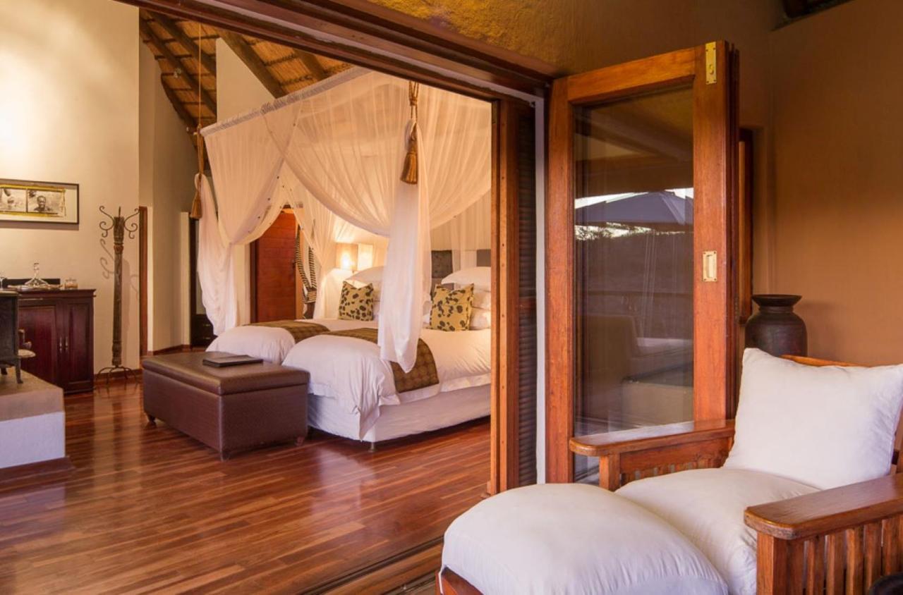 Royal Madikwe Luxury Safari Lodge Ramotshere Moiloa Exterior photo