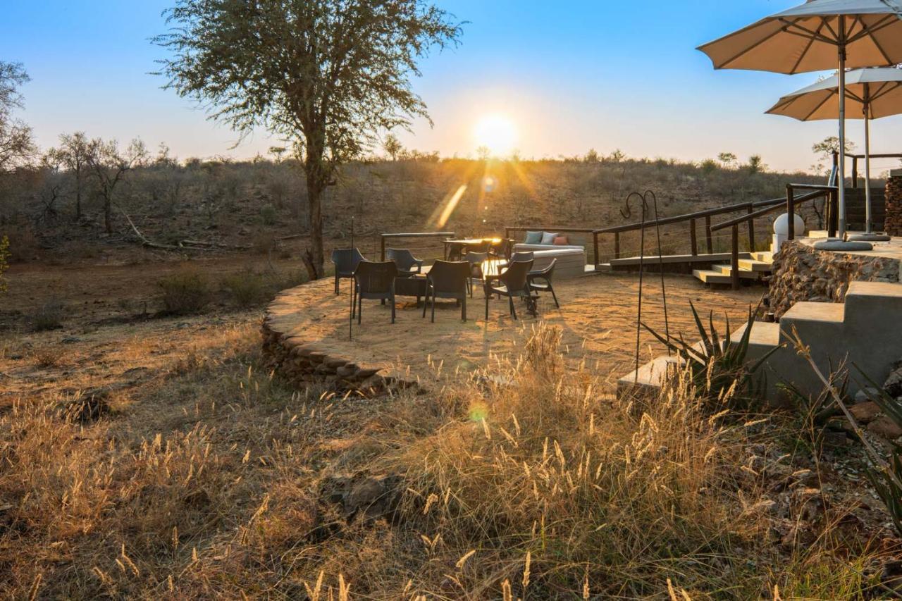 Royal Madikwe Luxury Safari Lodge Ramotshere Moiloa Exterior photo